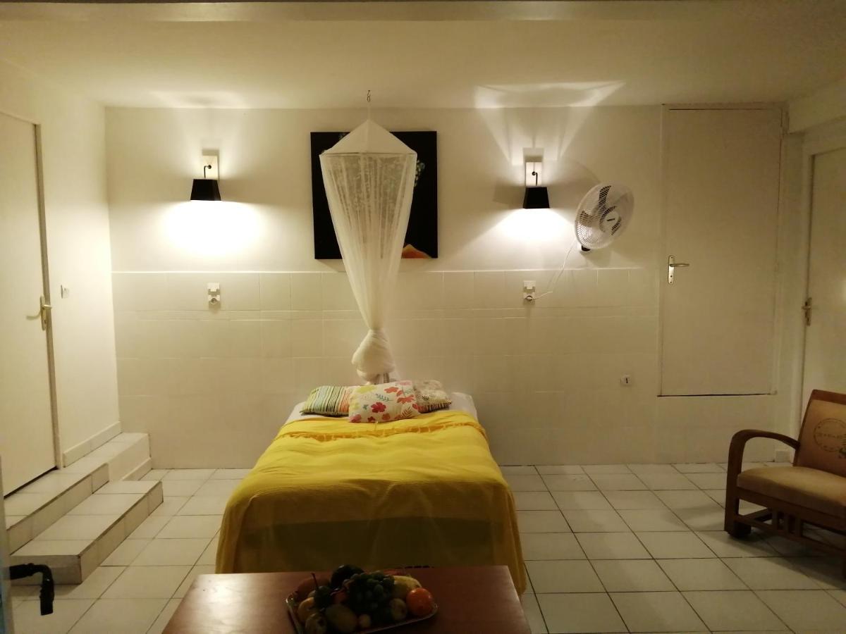 Rose Phoenix Rez-De-Jardin Piscine Et Vue Mer Les Anses-d'Arlets Εξωτερικό φωτογραφία
